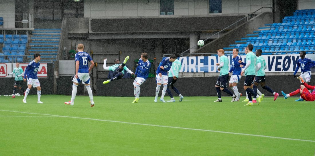 Alioune Ndour med sin andre scoring for dagen. Alle foto: Terje Stamnes